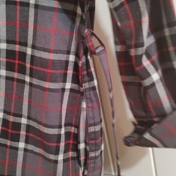 BC Woman dress shirt long tunic Small black gray red plaid pattern long … - Picture 6 of 9